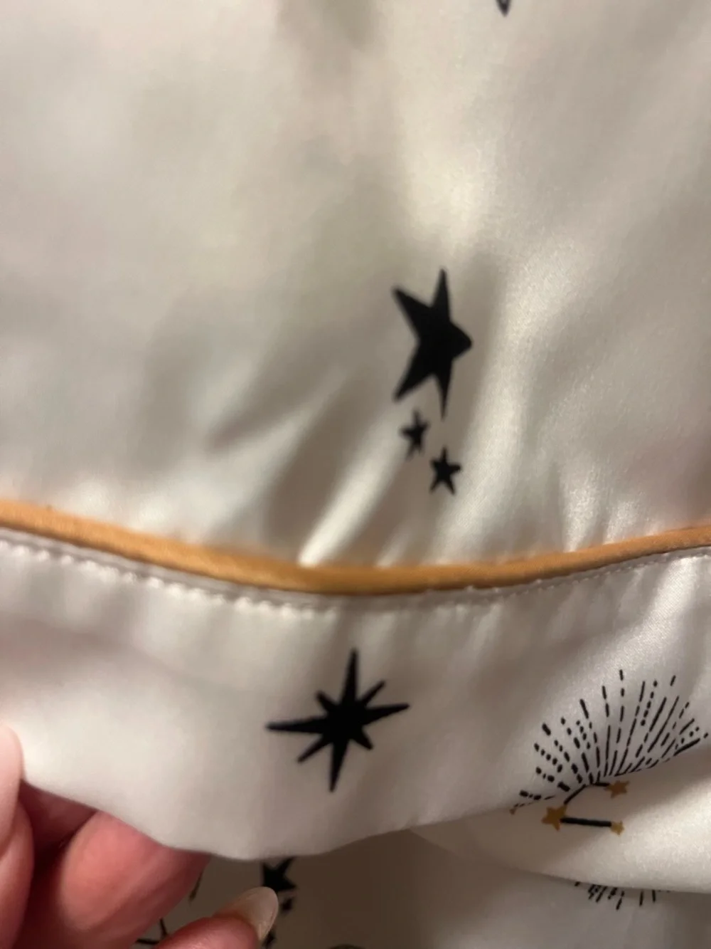 Joyspun silky white